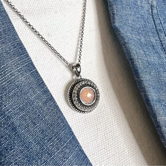 Ginger Snaps Silver & Pink Rose Quartz Gemstone 16” Pendant Necklace Like New - Picture 7 of 8